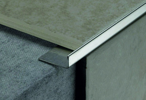 Профиль Juliano Tile Trim SUP03-1S-10H Silver (2440мм) - Фото интерьеров №4